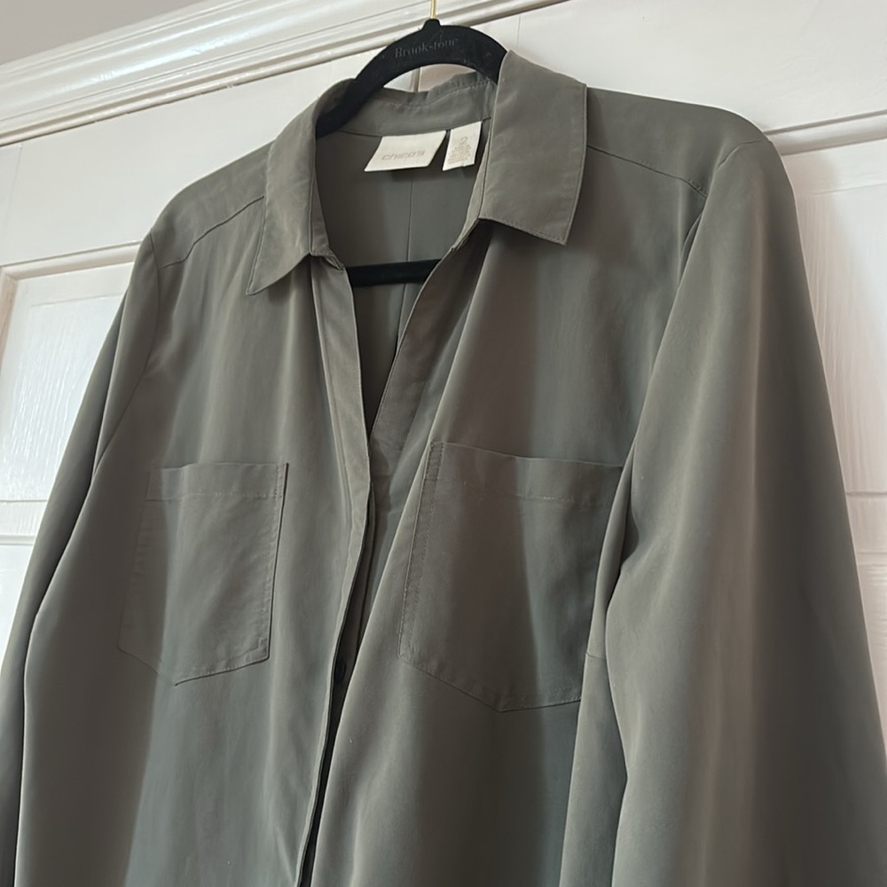 Chico’s Size 2 Olive Solid Hidden Button Down Uti… - image 2